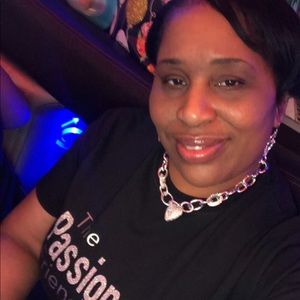 Meet your Posher, Tanisha